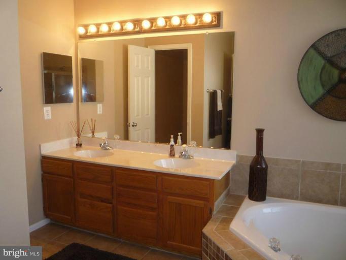 1525 Fenway Road Crofton, MD 21114 - Photo 25 of 29 Master Bath