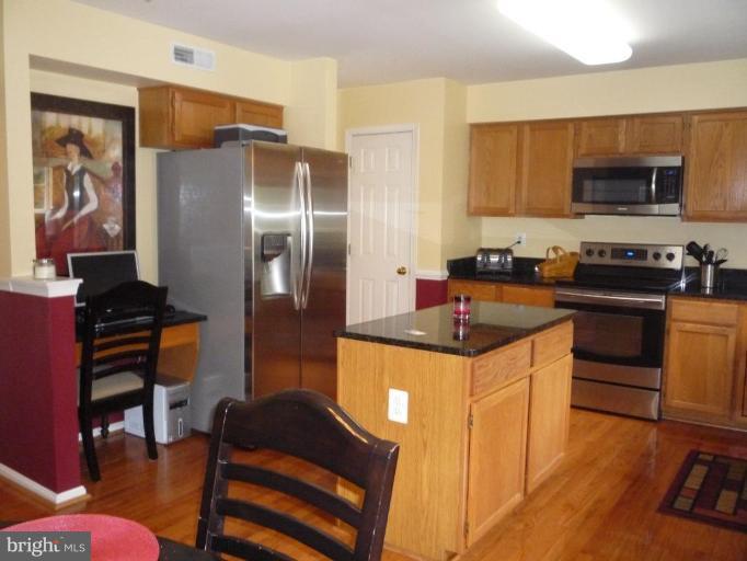 1525 Fenway Road Crofton, MD 21114 - Photo 7 of 29 Kitchen #2