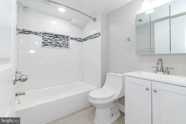 $2,300 | 1276 Glyndon Avenue, Baltimore, MD 21223