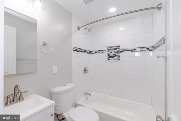 $2,300 | 1276 Glyndon Avenue, Baltimore, MD 21223