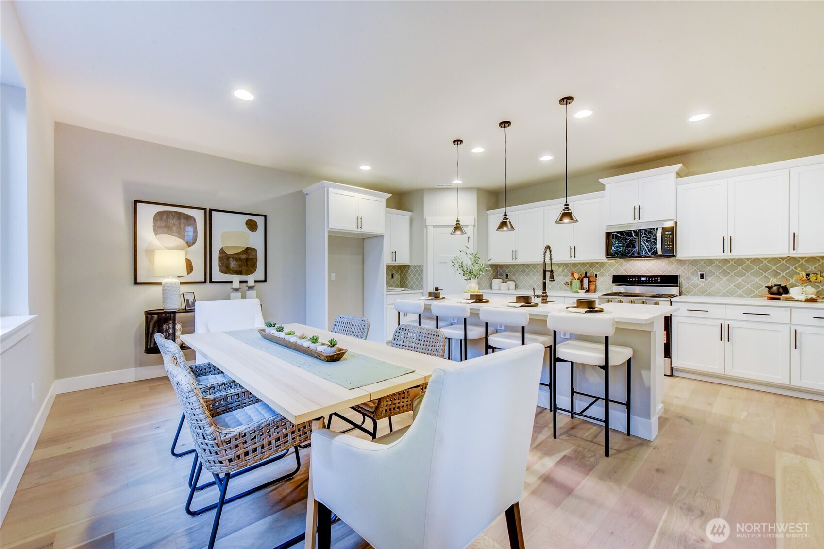 19233 Meridian Drive Southeast, Unit CW 12 Bothell, WA 98012 - Photo 8 of 33 Gallery Image 8