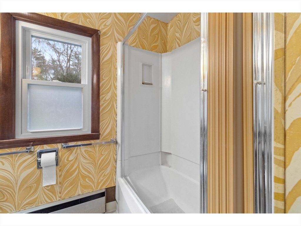 32 Rathbun Road Natick, MA 01760 - Photo 13 of 18