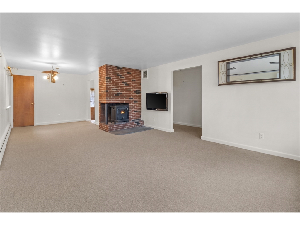 32 Rathbun Road Natick, MA 01760 - Photo 15 of 18