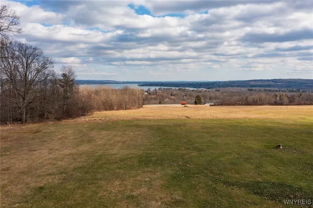 $2,500 | 2392 North Maple Avenue, North Harmony, NY 14710