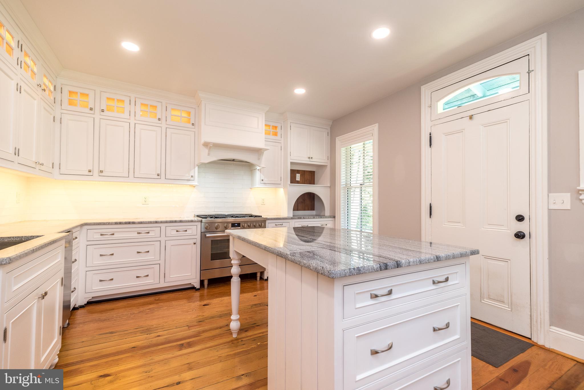 36 River Road Pipersville, PA 18947 - Photo 15 of 45 Center Island