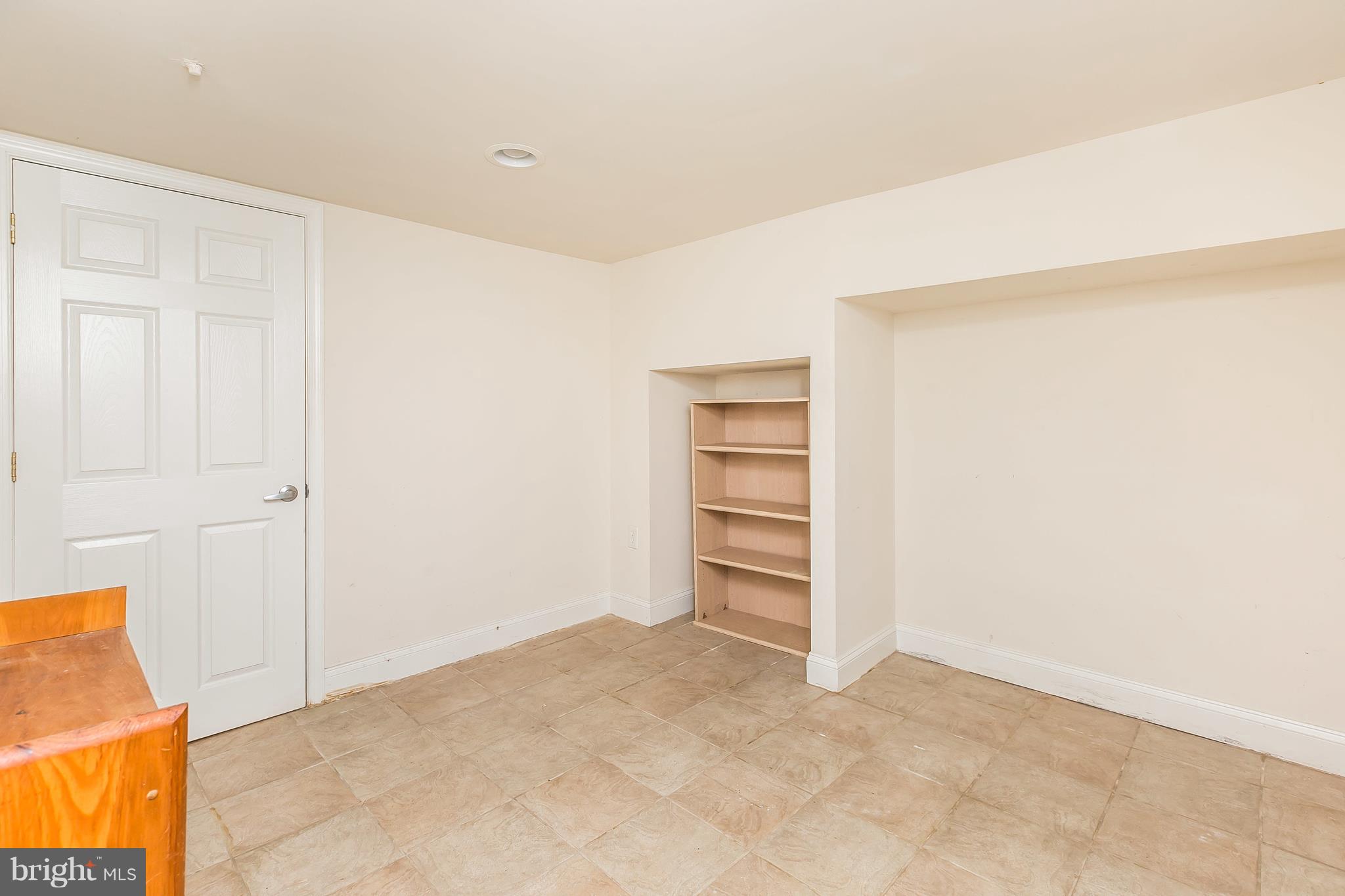 4309 Falls Road Baltimore, MD 21211 - Photo 23 of 27 Nicely finished lower level