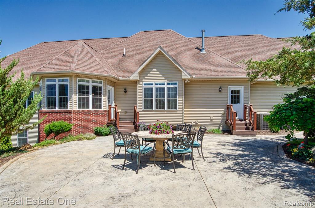 2482 South Latson Road Howell, MI 48843 - Photo 77 of 87