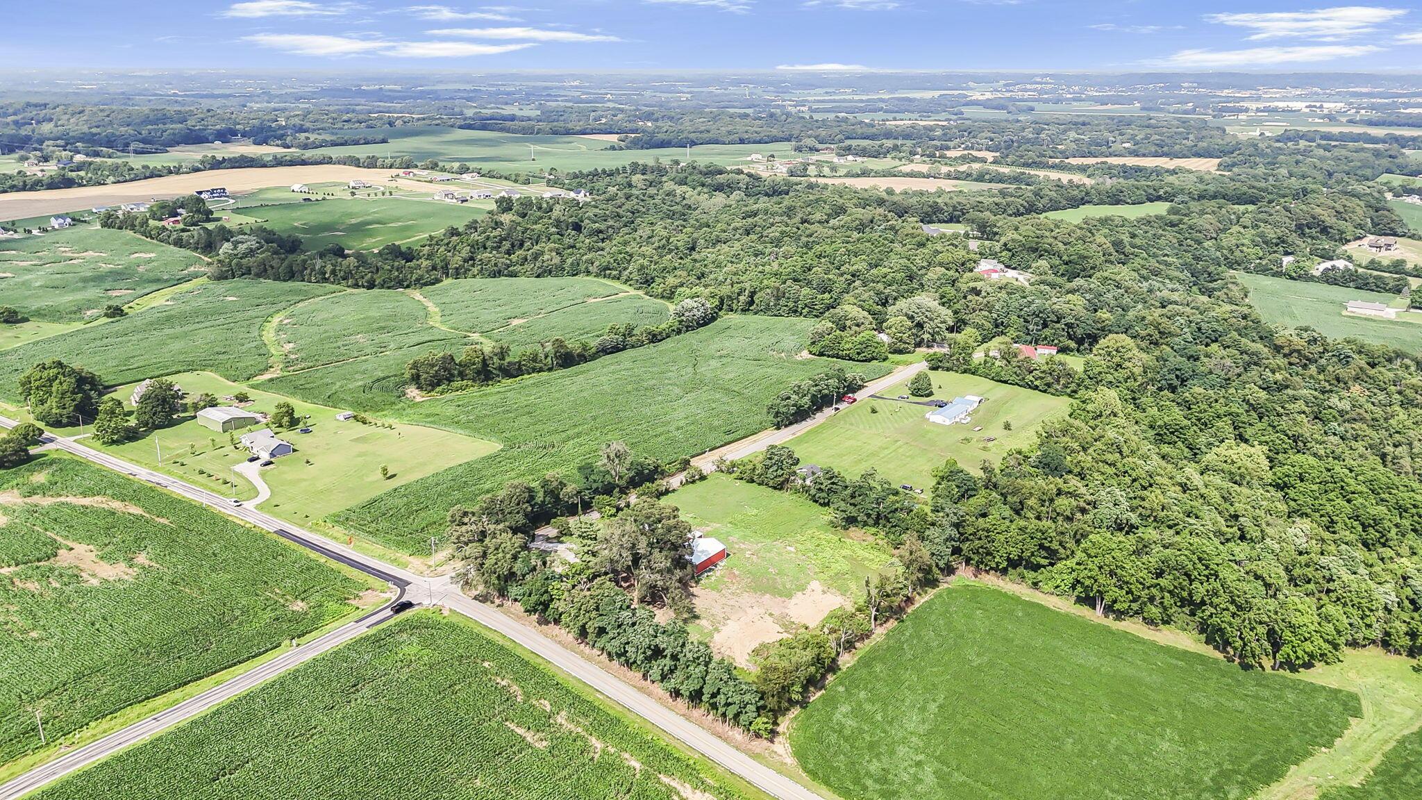 6985 Royalton Road Southwest Lancaster, OH 43130 - Photo 8 of 14 29