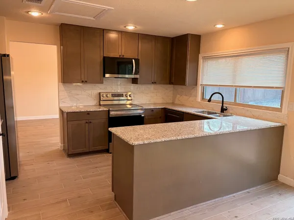 $2,000 | 6311 Maricopa, San Antonio, TX 78239