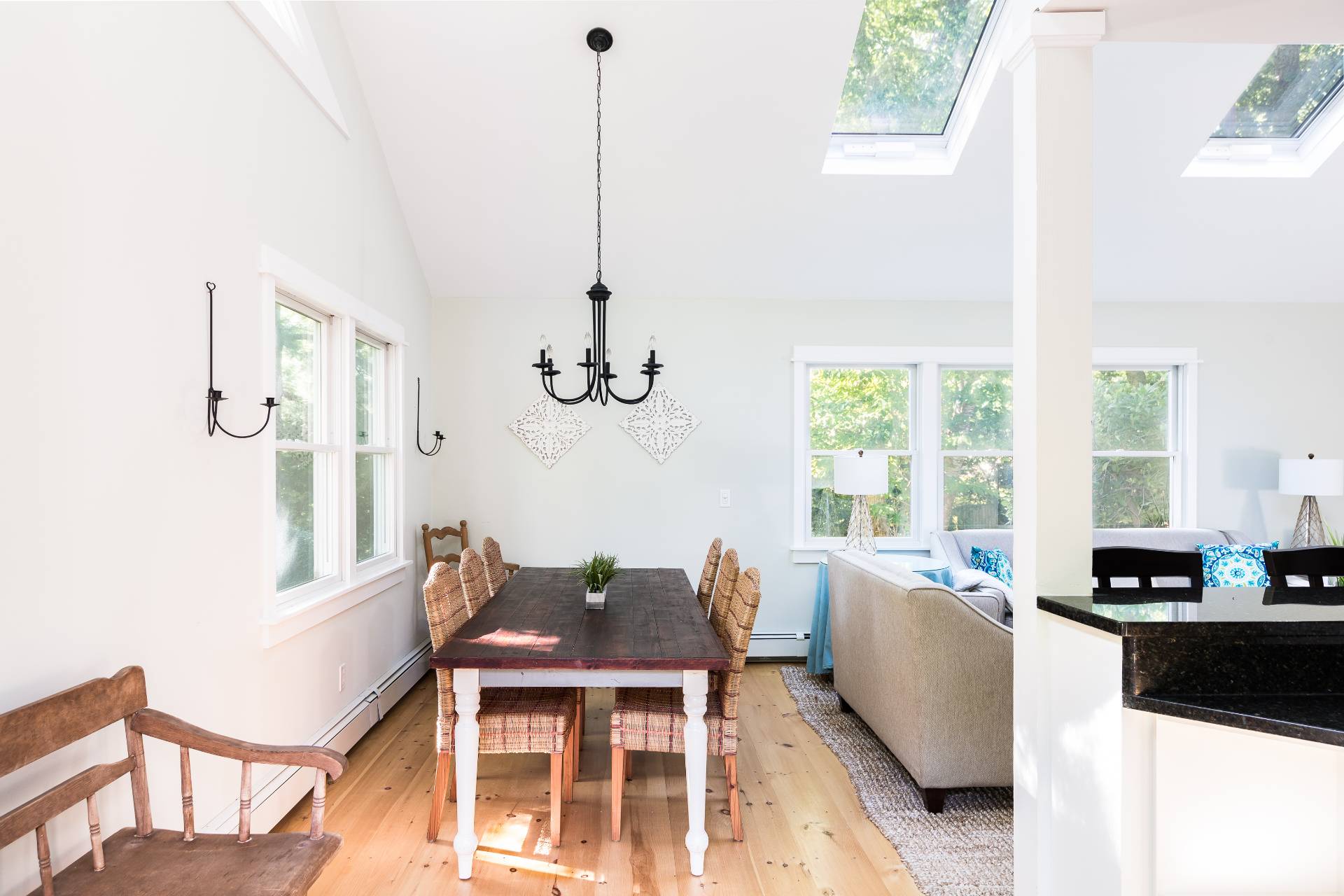 3 Spring Cl Lane East Hampton, NY 11937 - Photo 8 of 14 a living room with furniture and a window