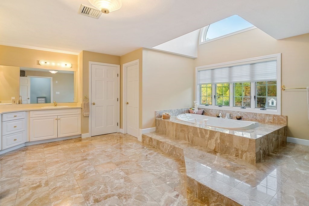14 Weathervane Road Canton, MA 02021 - Photo 27 of 37 Gallery Image 27