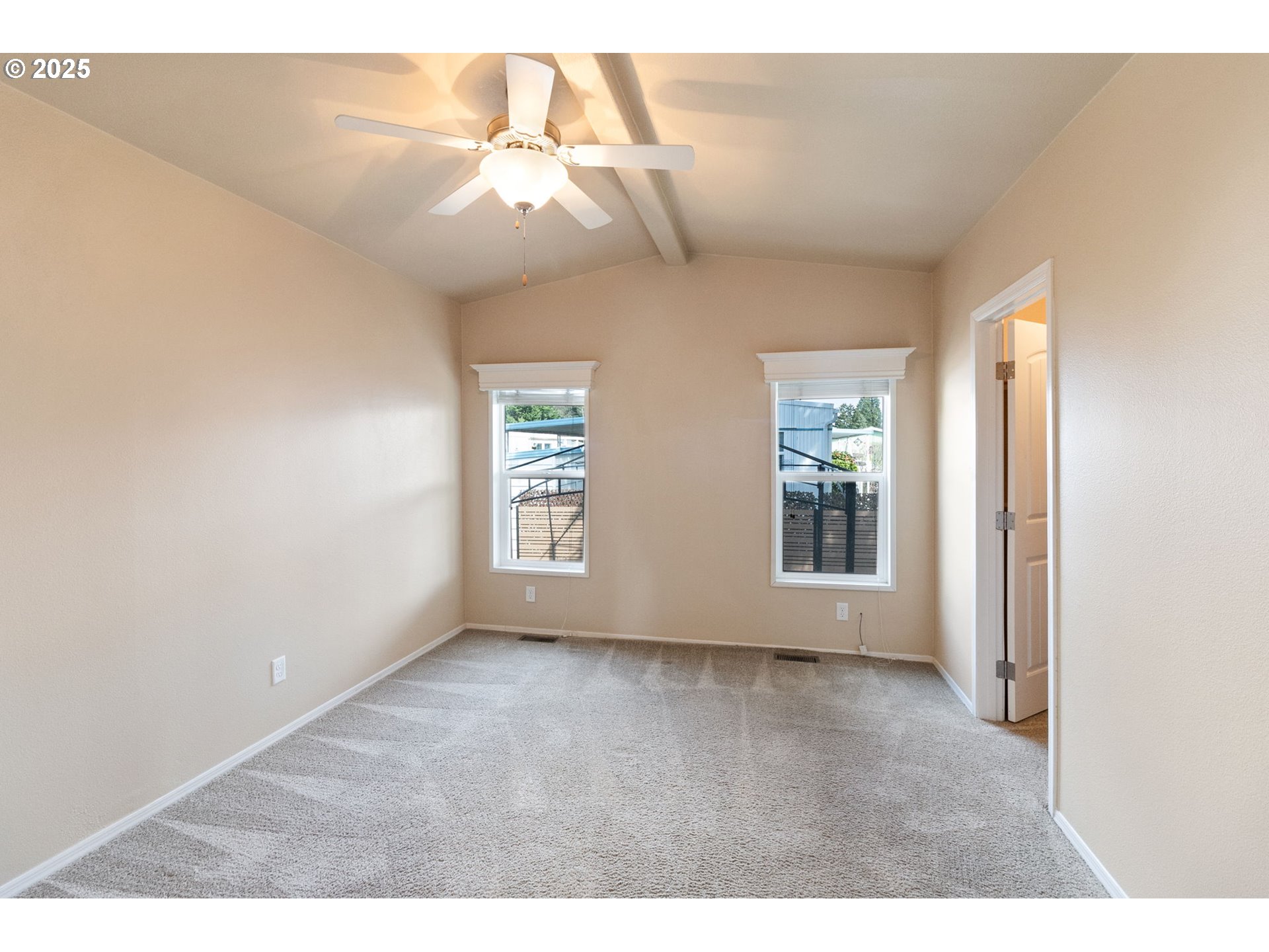 1400 Candlelight Drive, Unit 232 Eugene, OR 97402 - Photo 14 of 28 Primary Bedroom