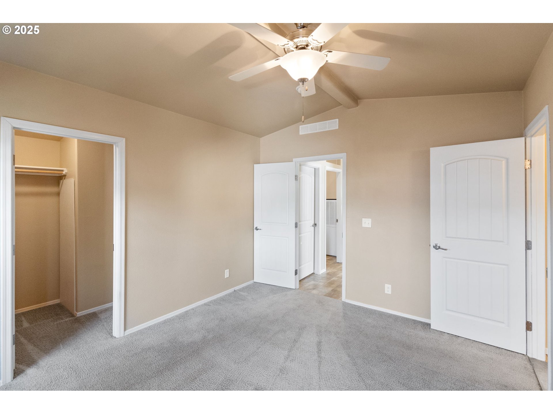 1400 Candlelight Drive, Unit 232 Eugene, OR 97402 - Photo 15 of 28 Primary Bedroom