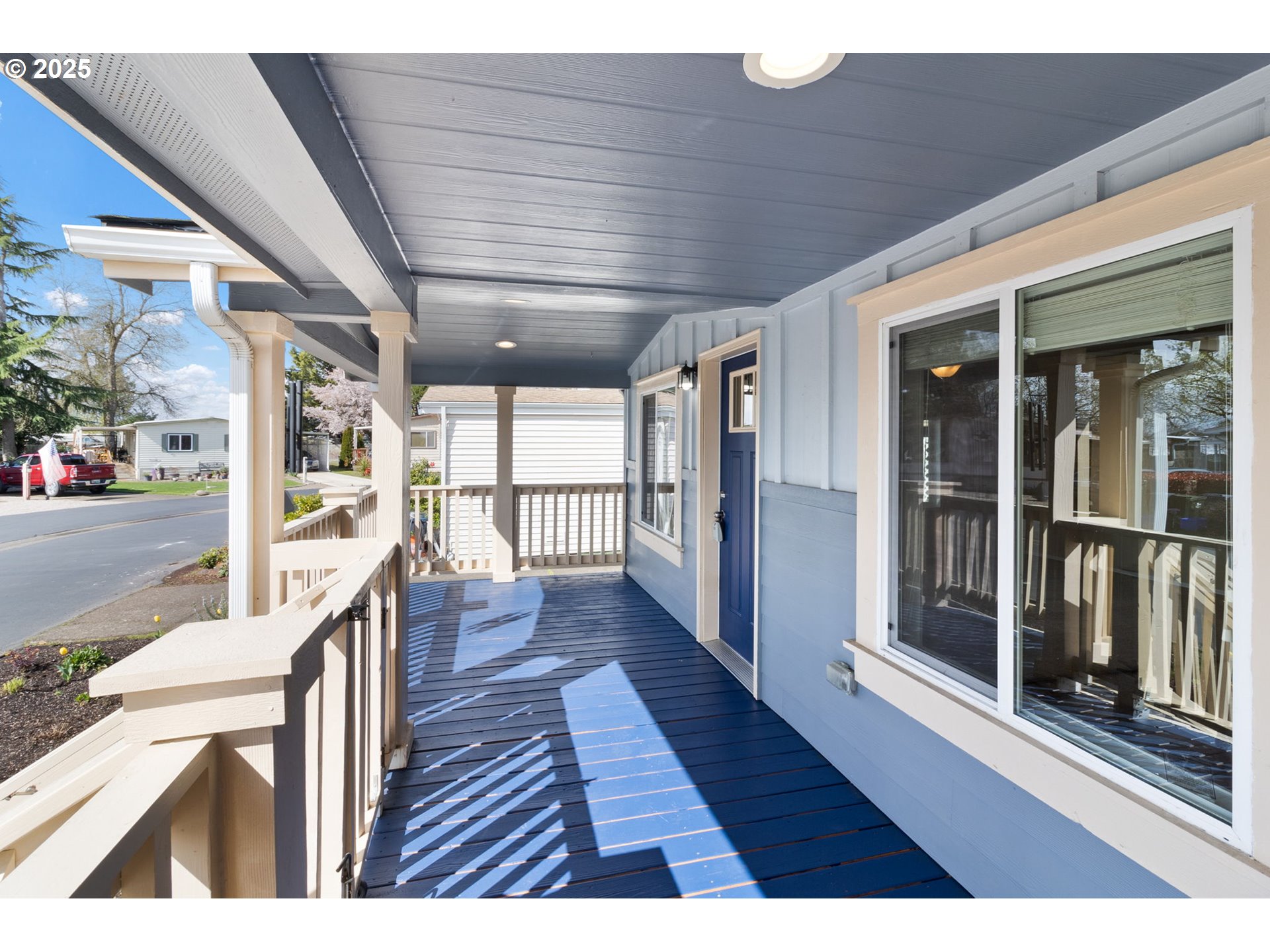 1400 Candlelight Drive, Unit 232 Eugene, OR 97402 - Photo 21 of 28 Covered Porch