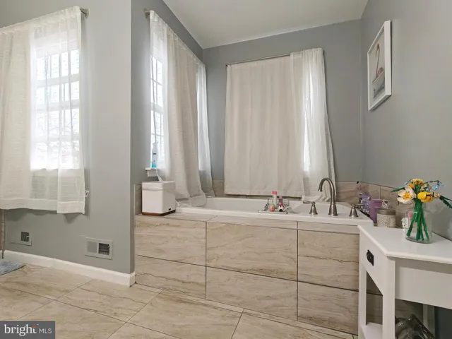 $3,200 | 38 Elkington Drive, Mount Laurel, NJ 08054