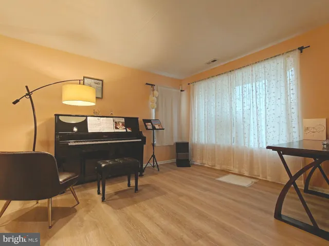 $3,200 | 38 Elkington Drive, Mount Laurel, NJ 08054