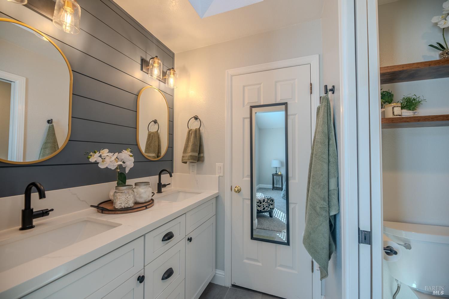 824 Breeze Way Santa Rosa, CA 95404 - Photo 15 of 31