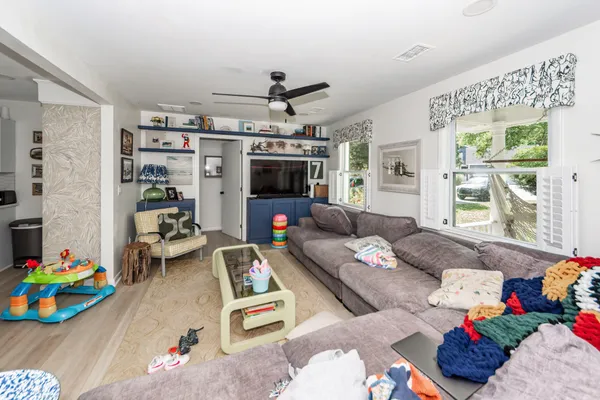 $3,495 | 2045 Lake Avenue, Charleston, SC 29414