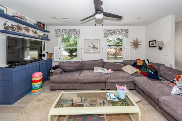 $3,495 | 2045 Lake Avenue, Charleston, SC 29414