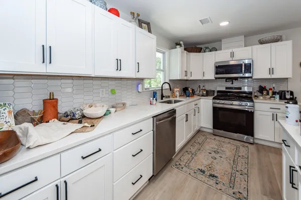 $3,495 | 2045 Lake Avenue, Charleston, SC 29414