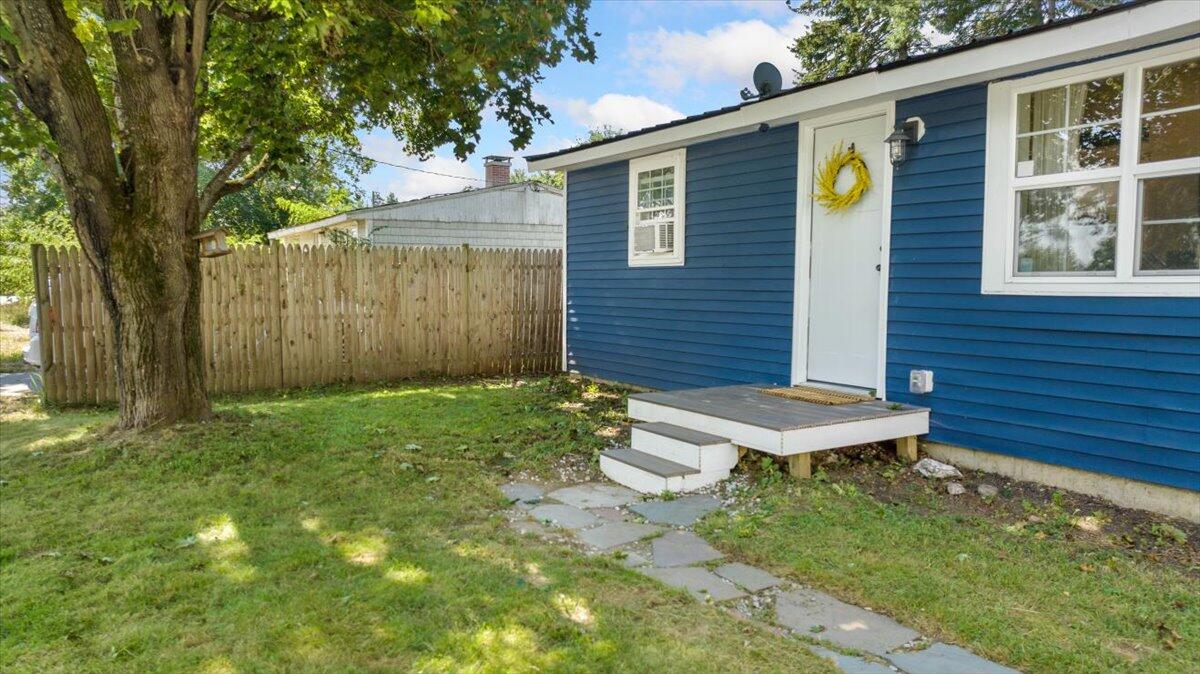 9 Sterling Road Auburn, ME 04210 - Photo 3 of 30 03-9 Sterling Rd, Auburn, ME, 04210-27