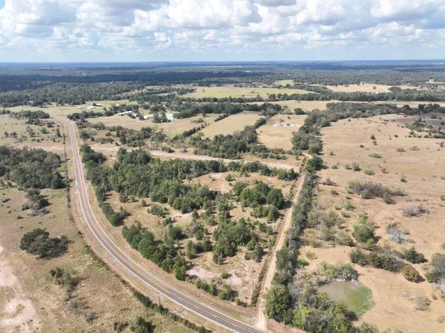 a view of a sky view