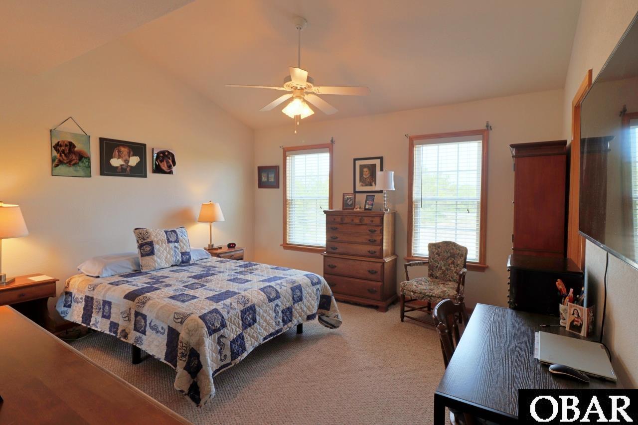 303 Ridgeview Way, Unit 23 Nags Head, NC 27959 - Photo 16 of 50 Primary Bedroom
