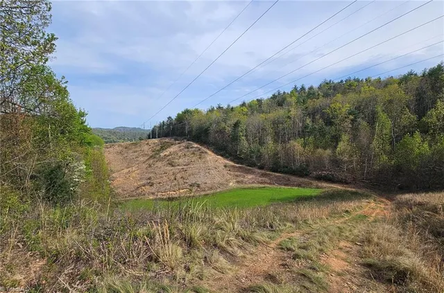 $99,500 | 16 North Millers Creek, Millers Creek, NC 28651