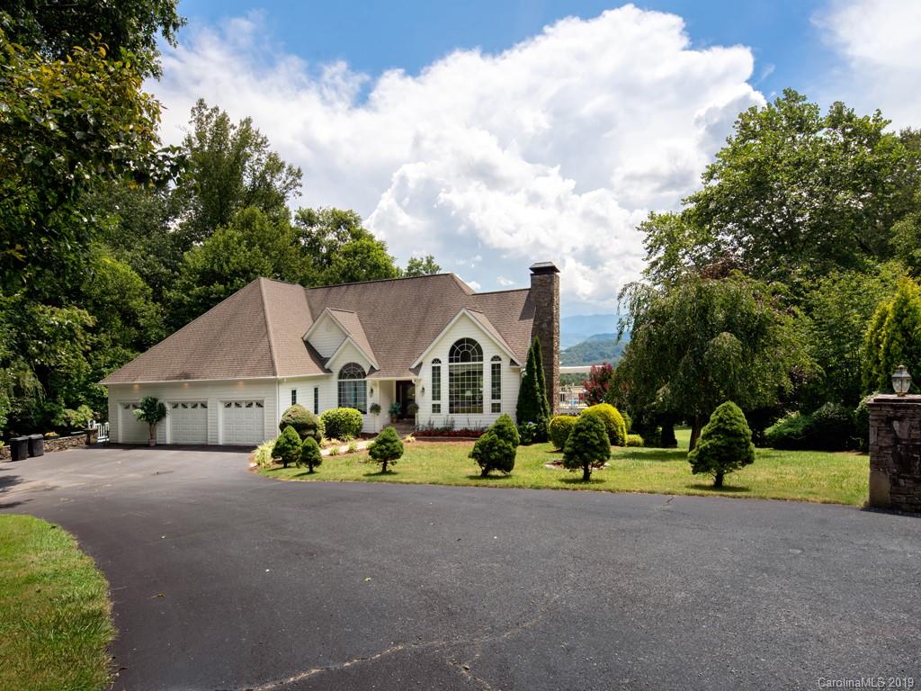 242 Laurel Ridge Drive Waynesville, NC 28786 - Photo 1 of 32 Gallery Image 1