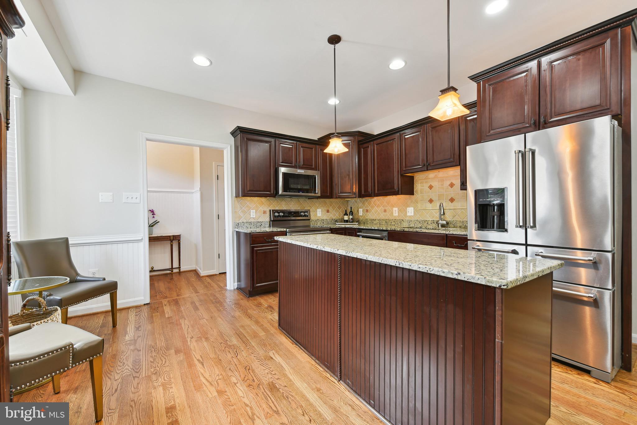 6645 McLean Drive McLean, VA 22101 - Photo 6 of 37