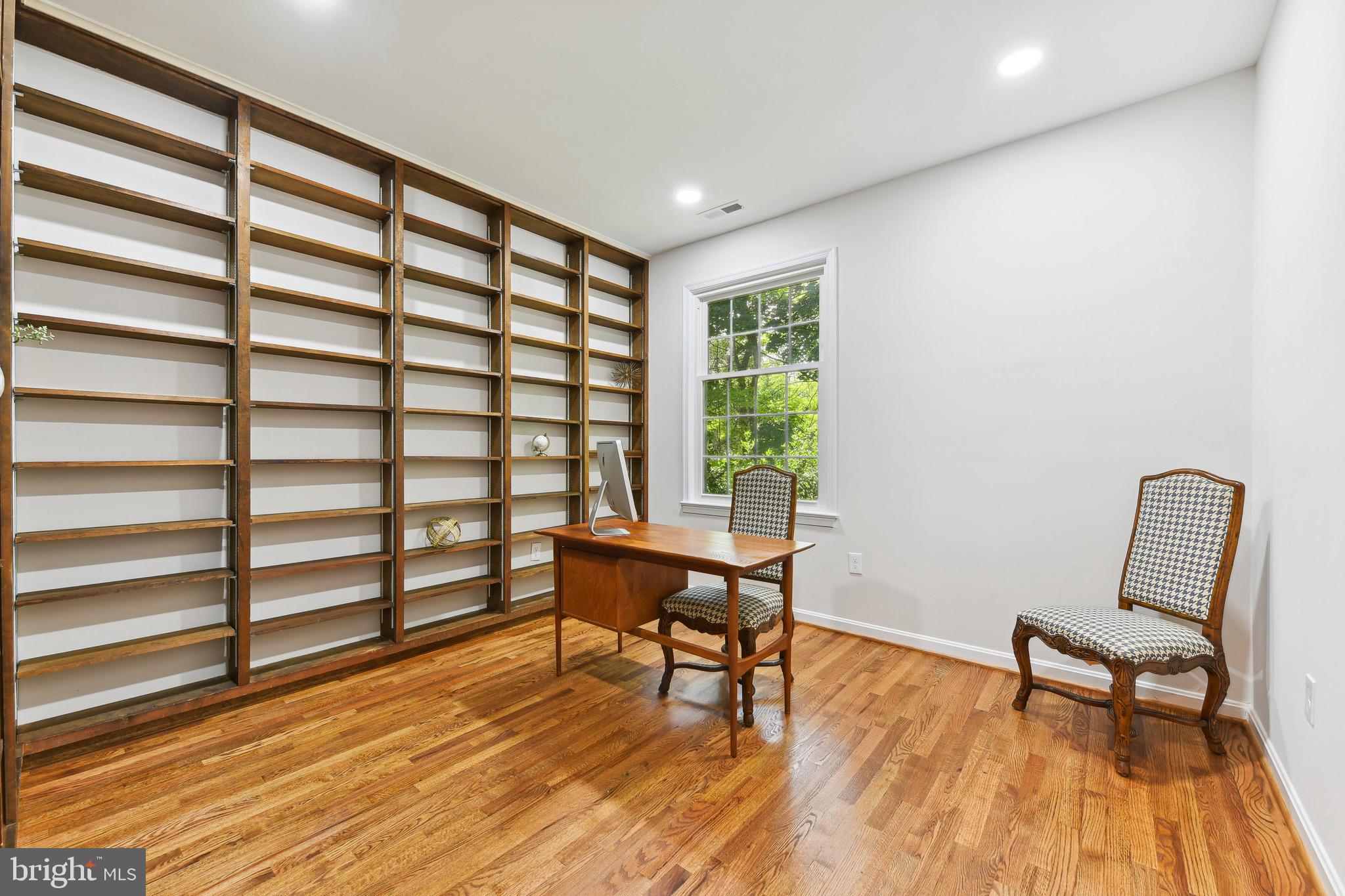 6645 McLean Drive McLean, VA 22101 - Photo 10 of 37 Office