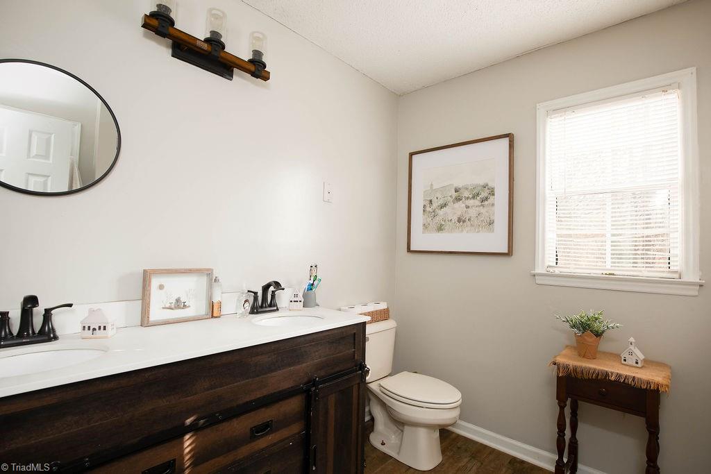 388 Back Creek Road Asheboro, NC 27205 - Photo 12 of 21