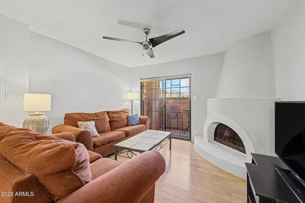 $210,000 | 10410 North Cave Creek Road, Unit 1027, Phoenix, AZ 85020