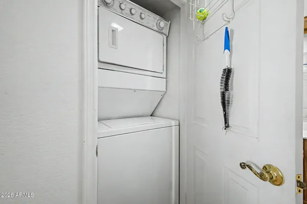 $210,000 | 10410 North Cave Creek Road, Unit 1027, Phoenix, AZ 85020