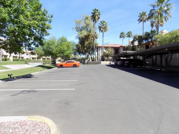 $210,000 | 10410 North Cave Creek Road, Unit 1027, Phoenix, AZ 85020