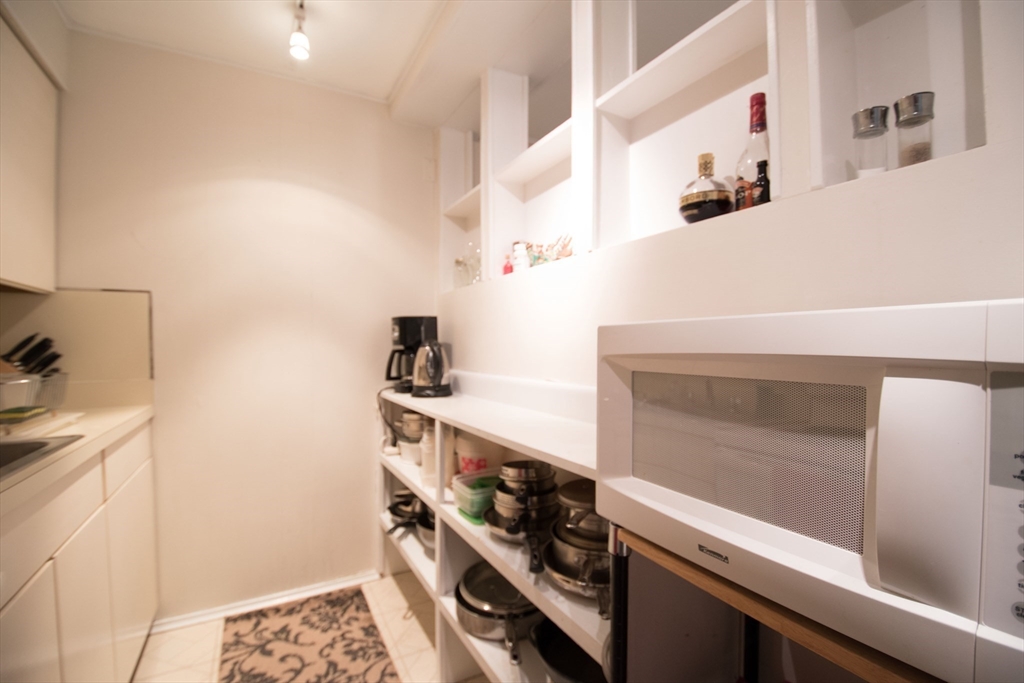 120 Lanark Road, Unit 2 Boston, MA 02135 - Photo 5 of 8
