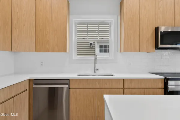 $344,900 | 133 Marjorie Lane, Unit 2, Middleburgh, NY 12122