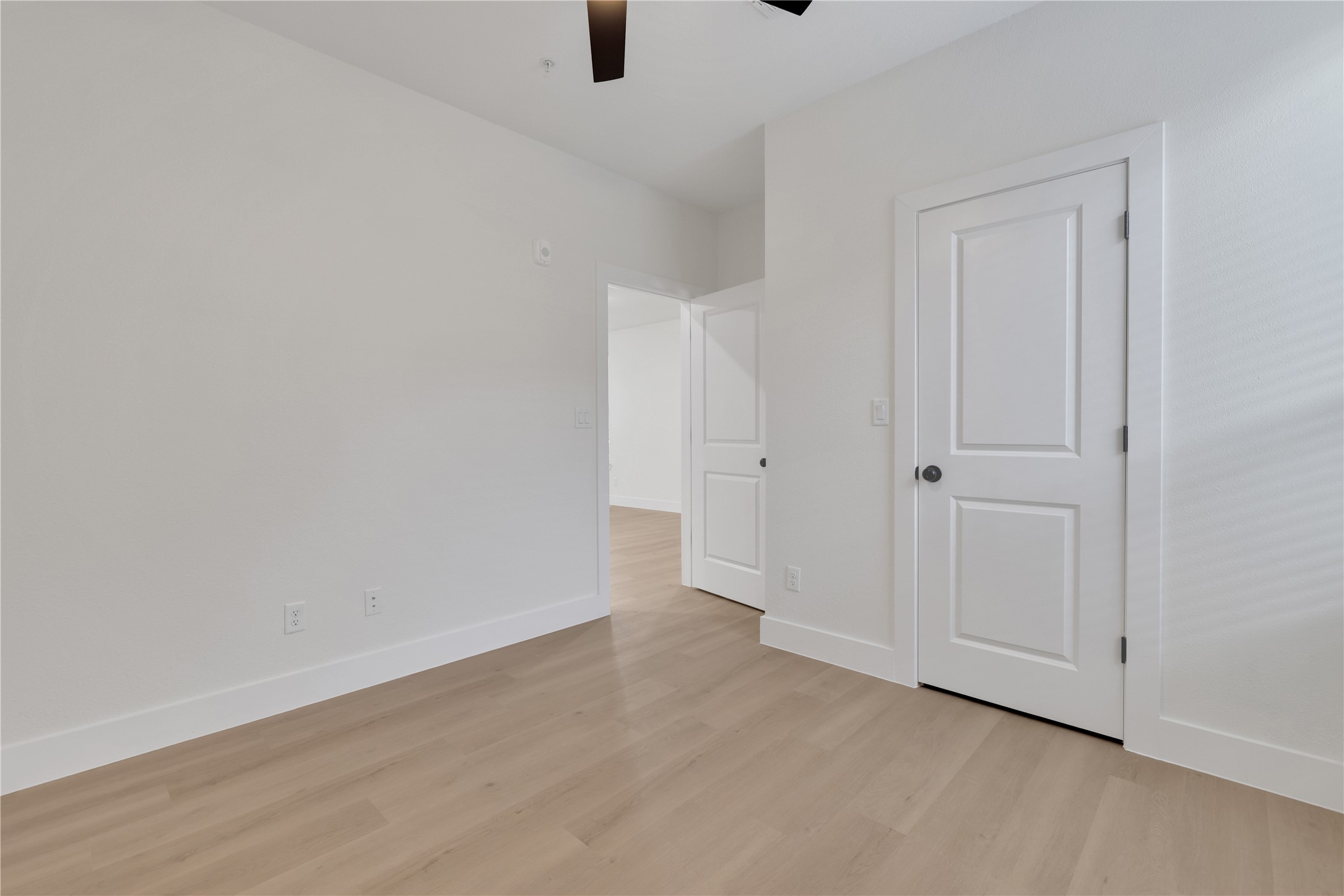 2613 Delafield Street, Unit 2 Houston, TX 77023 - Photo 16 of 27