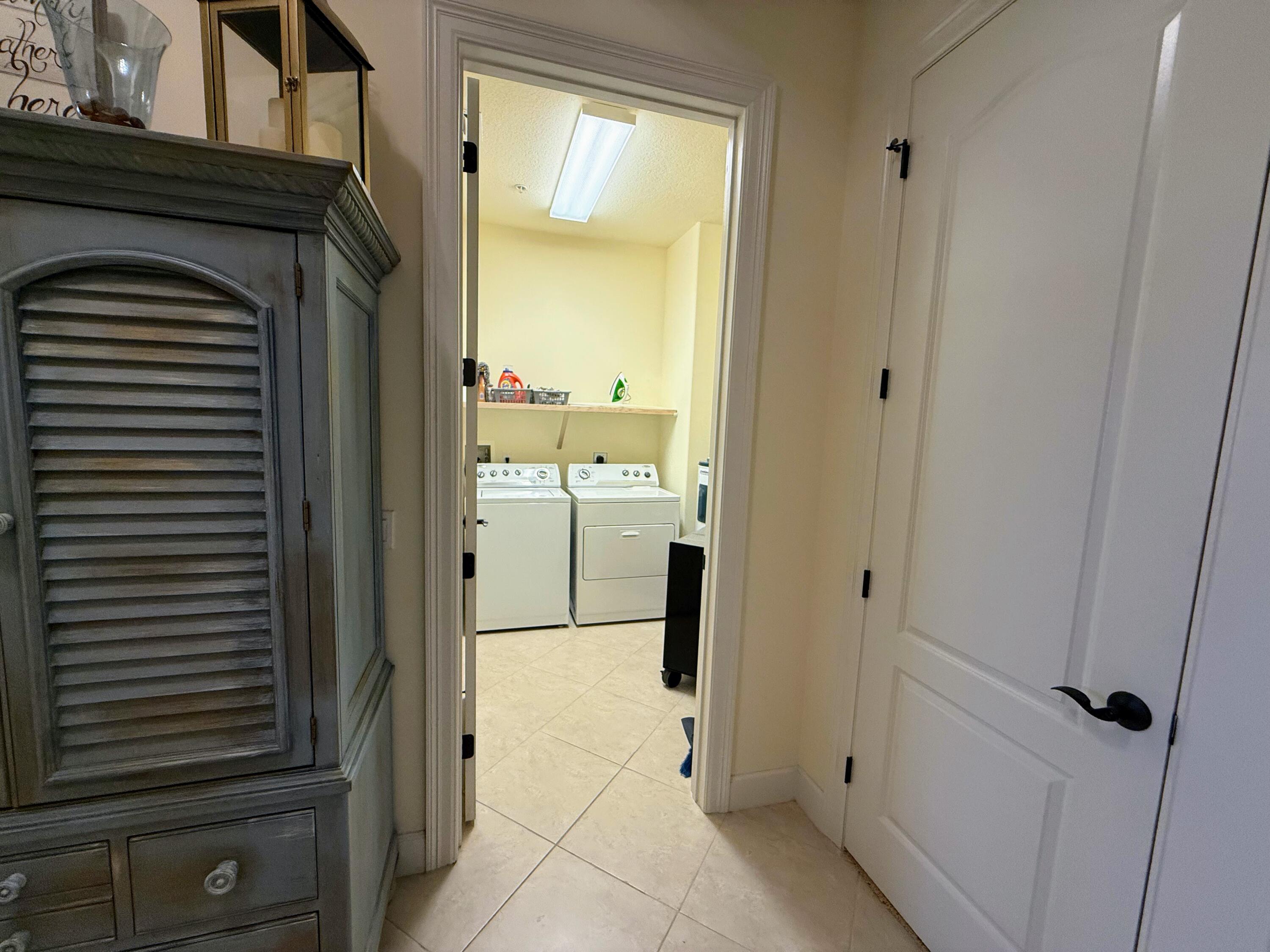 20 Orange Avenue, Unit 9 Fort Pierce, FL 34950 - Photo 37 of 92 IMG_1611