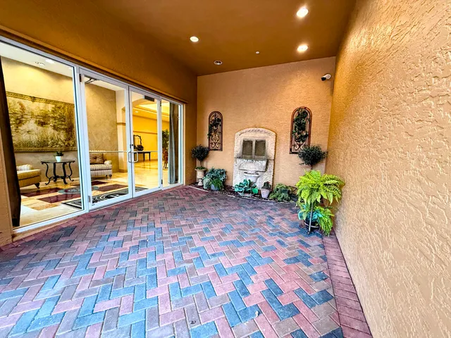 a view of livingroom with furniture and window