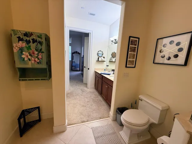 $3,200 | 20 Orange Avenue, Unit 9, Fort Pierce, FL 34950