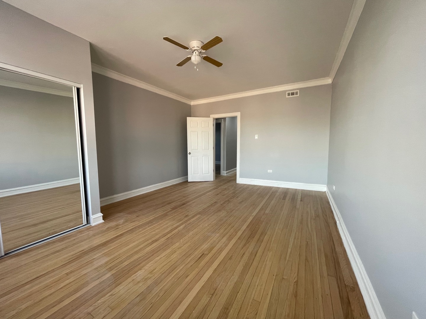 4247 West Division Street, Unit 2F Chicago, IL 60651 - Photo 5 of 10