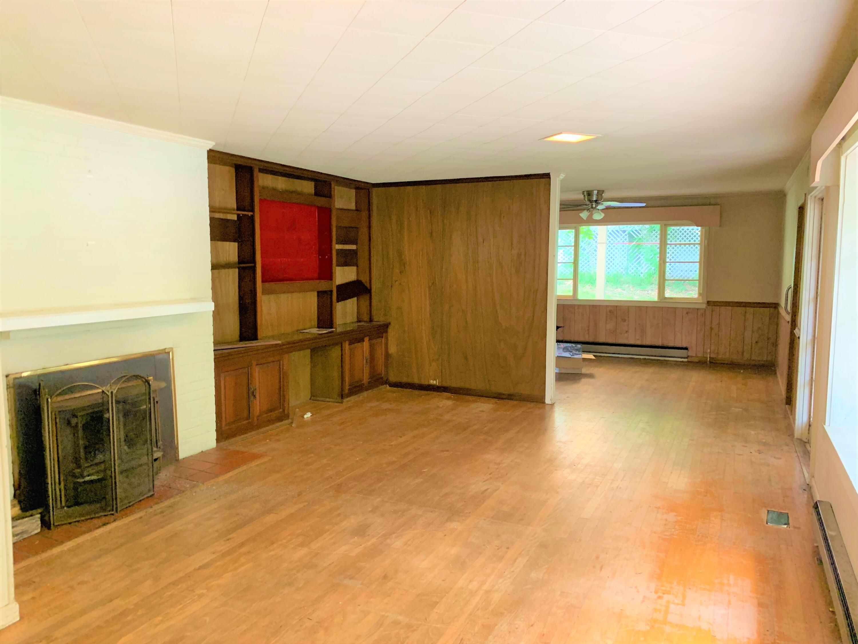 118 Taylor Road Oak Ridge, TN 37830 - Photo 3 of 18 IMG-1404