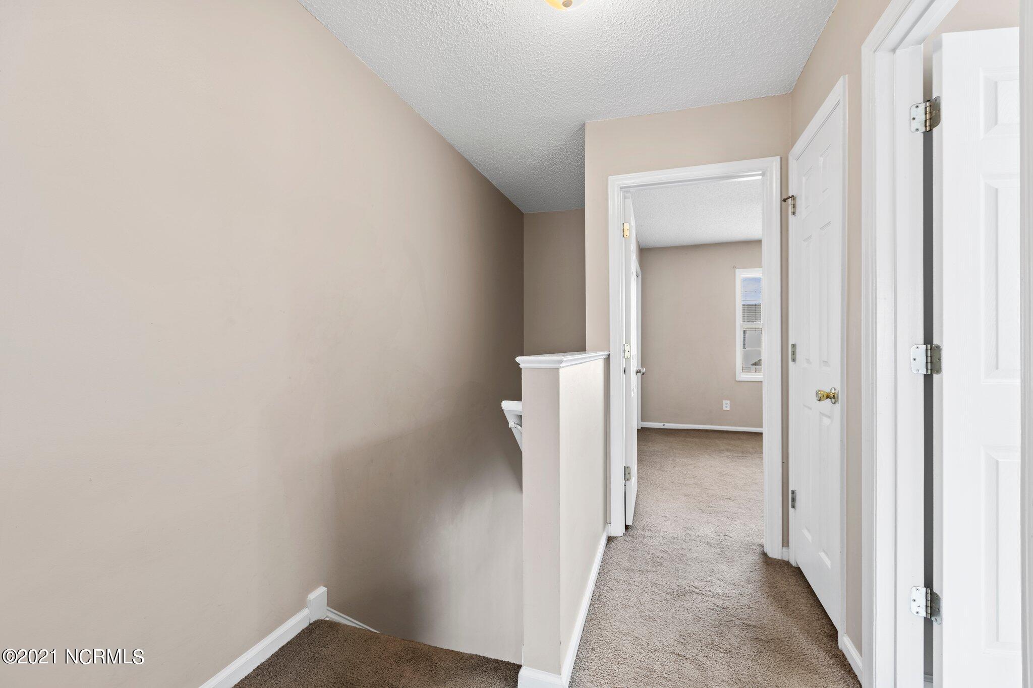 1025 Spring Forest Road, Unit E9 Greenville, NC 27834 - Photo 14 of 23 20-web-or-mls-IMGL7107