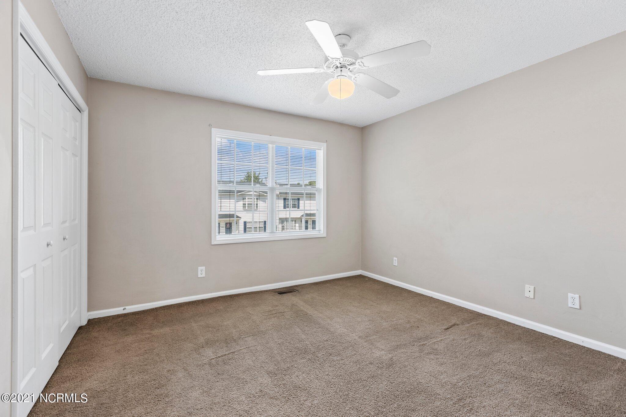 1025 Spring Forest Road, Unit E9 Greenville, NC 27834 - Photo 17 of 23 18-web-or-mls-IMGL7101