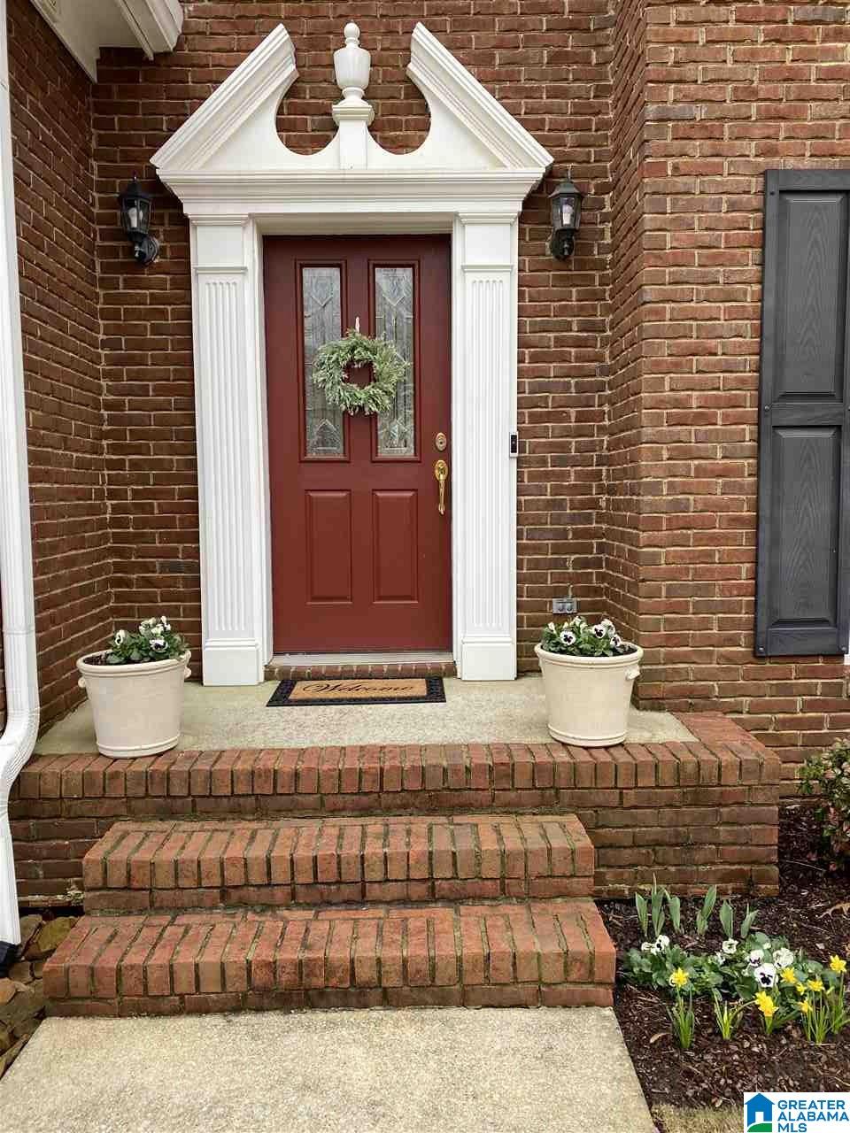 92 Maple Trace Birmingham, AL 35244 - Photo 2 of 50