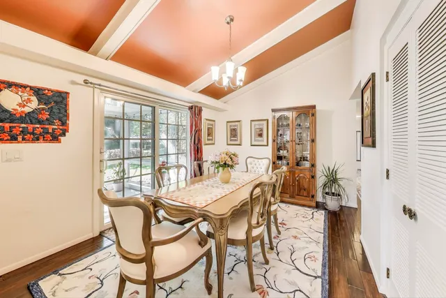 $435,000 | 1121 Forest Drive, Elgin, IL 60123