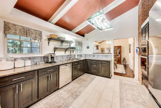 $435,000 | 1121 Forest Drive, Elgin, IL 60123