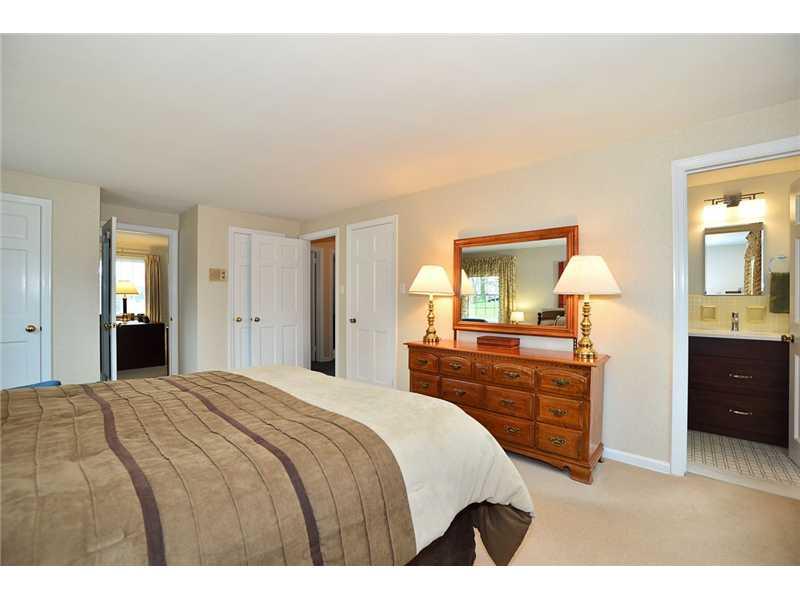 615 Miranda Road Upper St. Clair, PA 15241 - Photo 11 of 22 Master Bedroom. En-suite bath. Connected to adjacent bedroom, allows set-up as master suite.