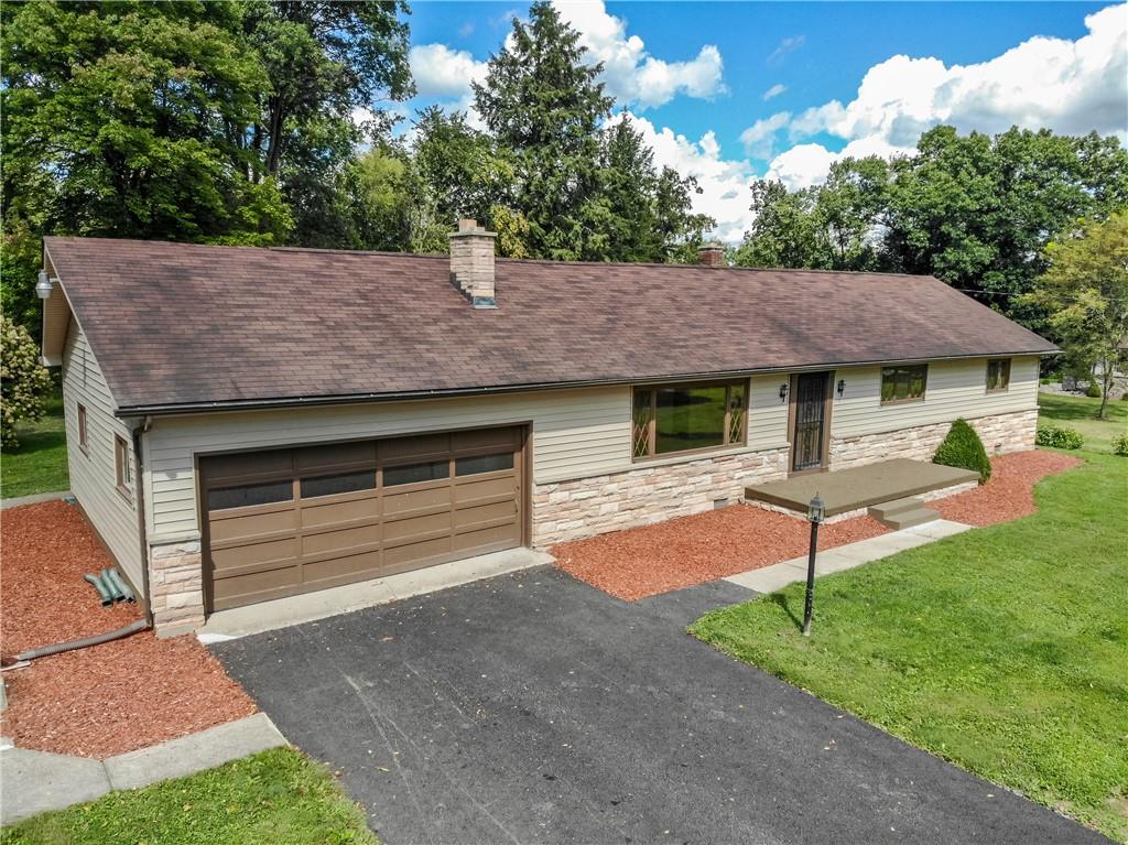 456 Brewster Road New Castle, PA 16102 - Photo 1 of 14 Gallery Image 1